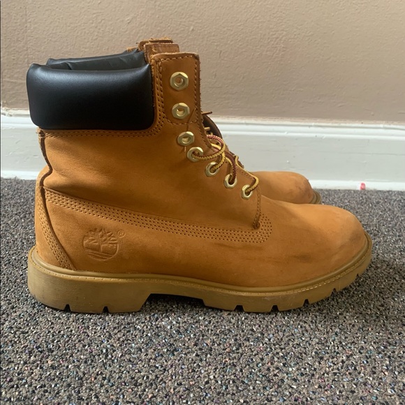 Tan Timberlands Size-8 - Picture 4 of 5
